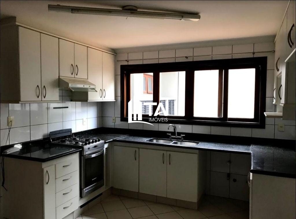 Casa para alugar com 5 quartos, 350m² - Foto 16