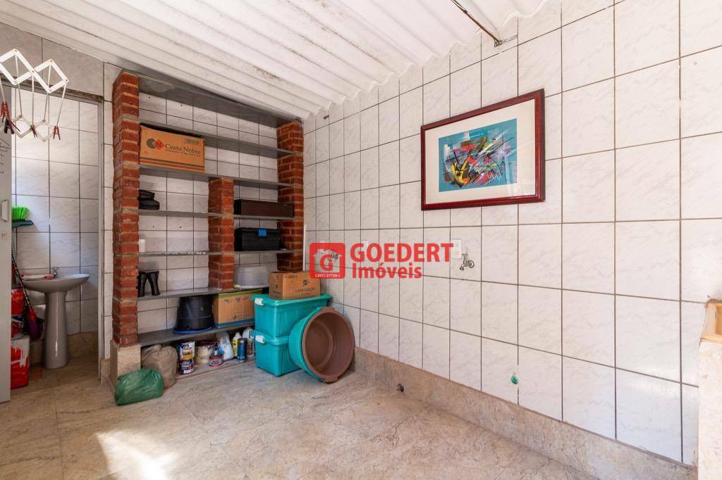 Casa à venda com 4 quartos, 166m² - Foto 36