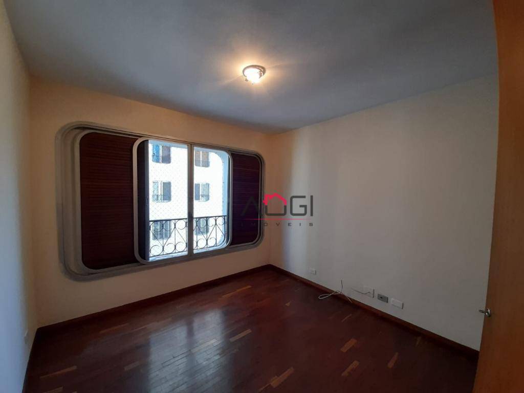 Apartamento para alugar com 3 quartos, 128m² - Foto 8