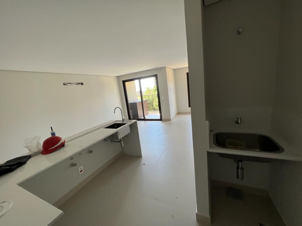 Apartamento à venda com 2 quartos, 62m² - Foto 13