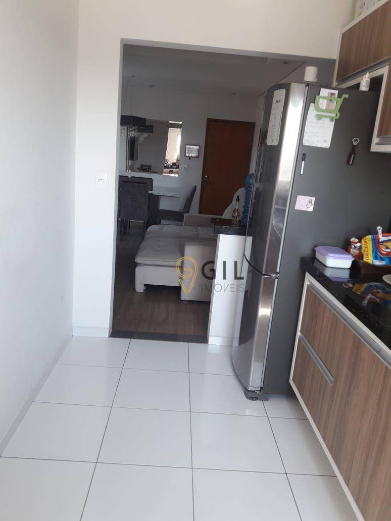 Apartamento à venda com 2 quartos, 74m² - Foto 8