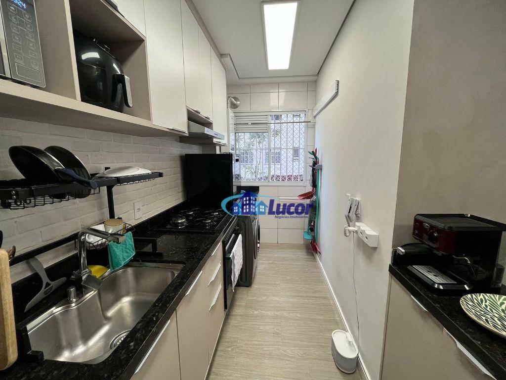 Apartamento à venda com 2 quartos, 41m² - Foto 4