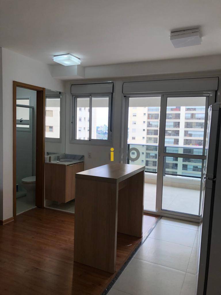 Apartamento para alugar com 1 quarto, 40m² - Foto 4