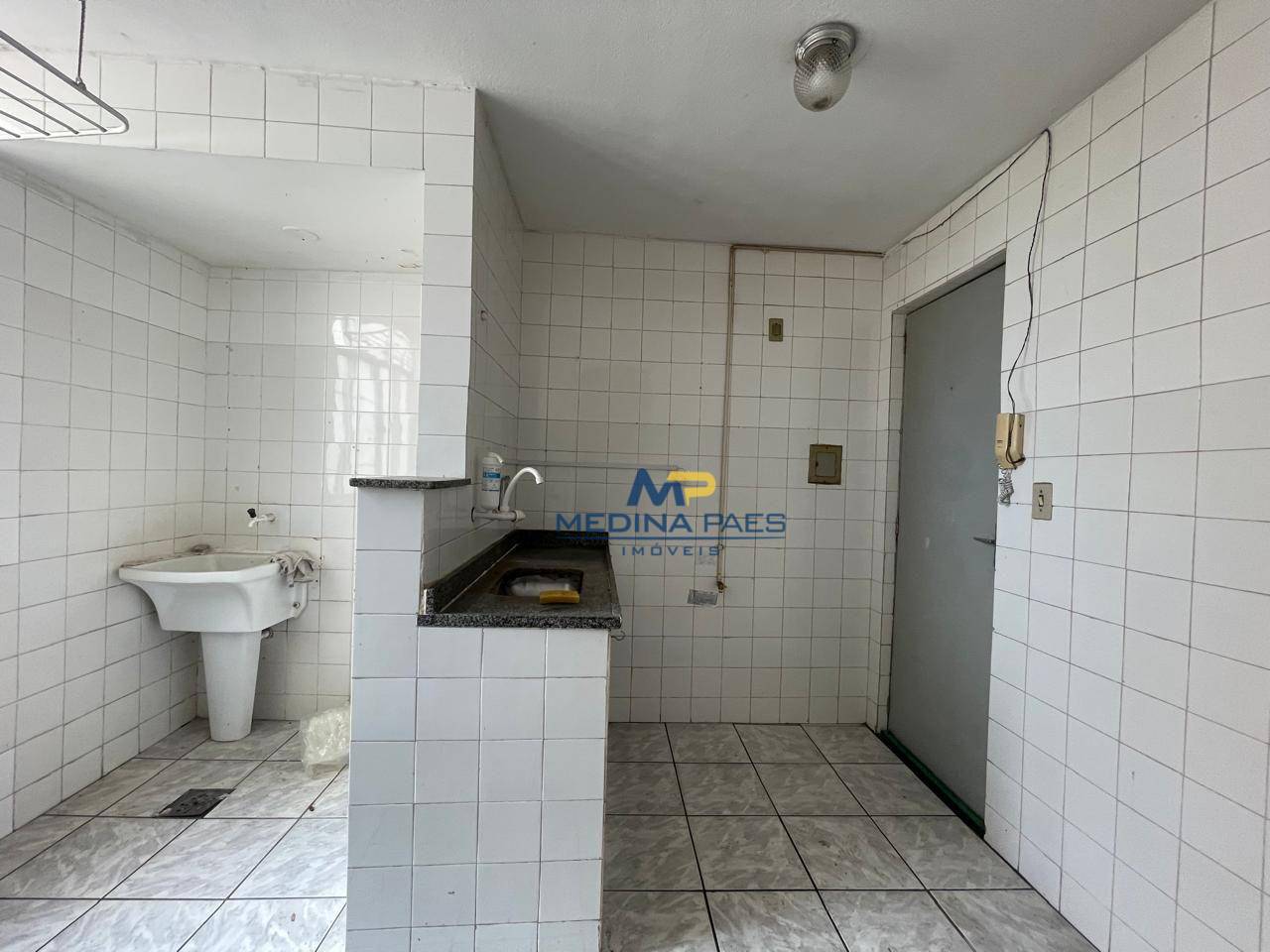 Apartamento à venda com 2 quartos, 60m² - Foto 14