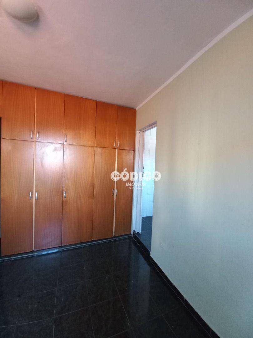 Sobrado para alugar com 3 quartos, 110m² - Foto 3