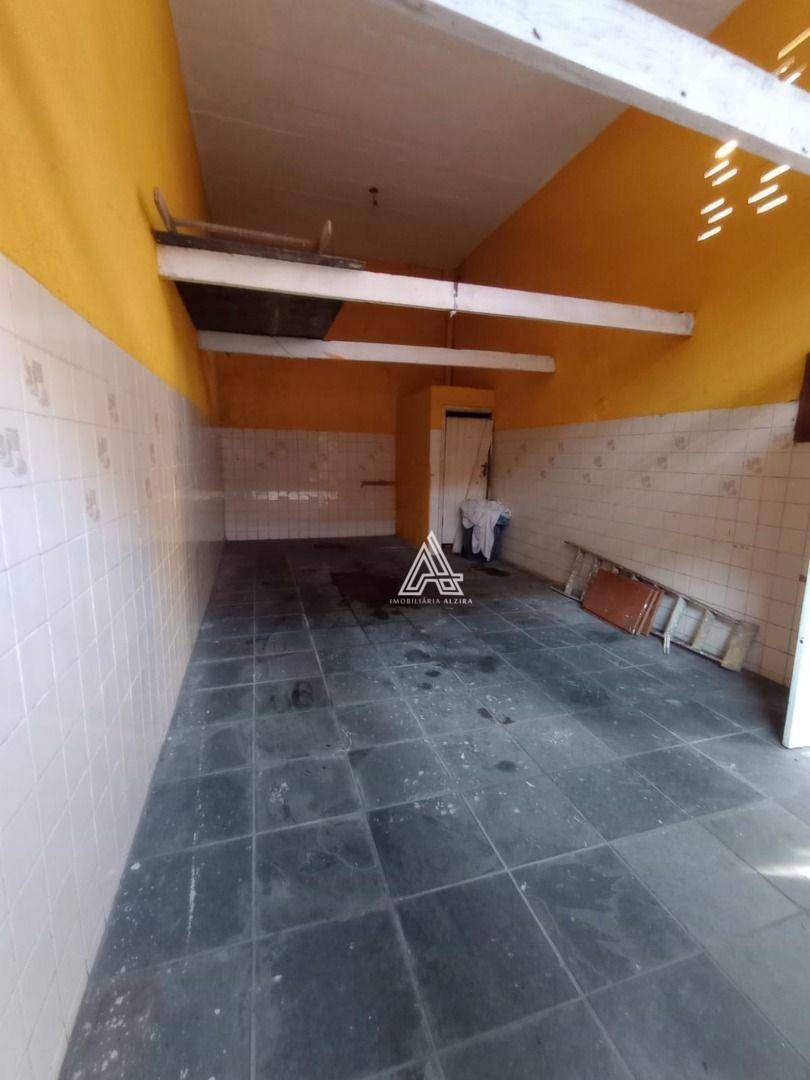 Casa para alugar com 1 quarto, 140m² - Foto 3