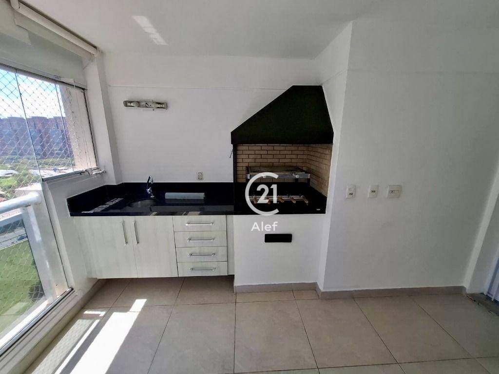 Apartamento para alugar com 2 quartos, 108m² - Foto 6