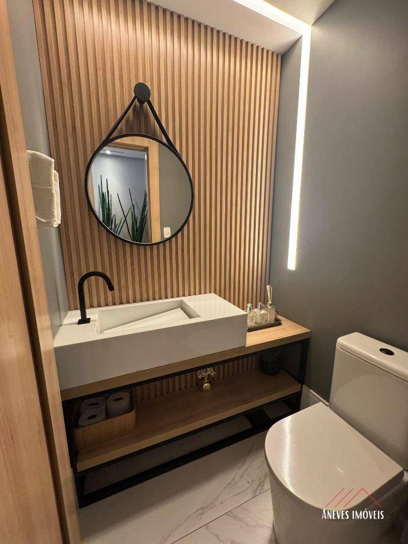 Apartamento à venda com 3 quartos, 200m² - Foto 24