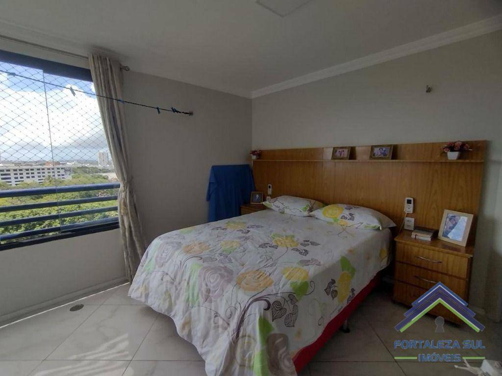 Apartamento à venda com 3 quartos, 73m² - Foto 23