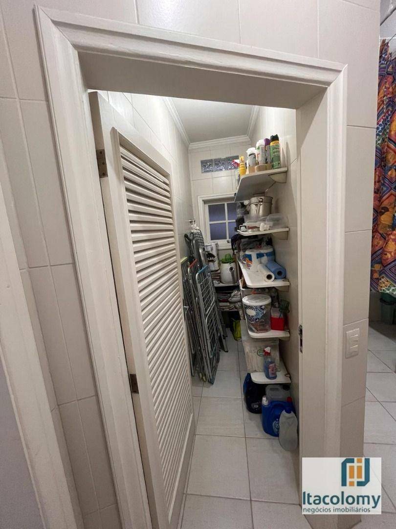 Casa de Condomínio à venda com 3 quartos, 229m² - Foto 17