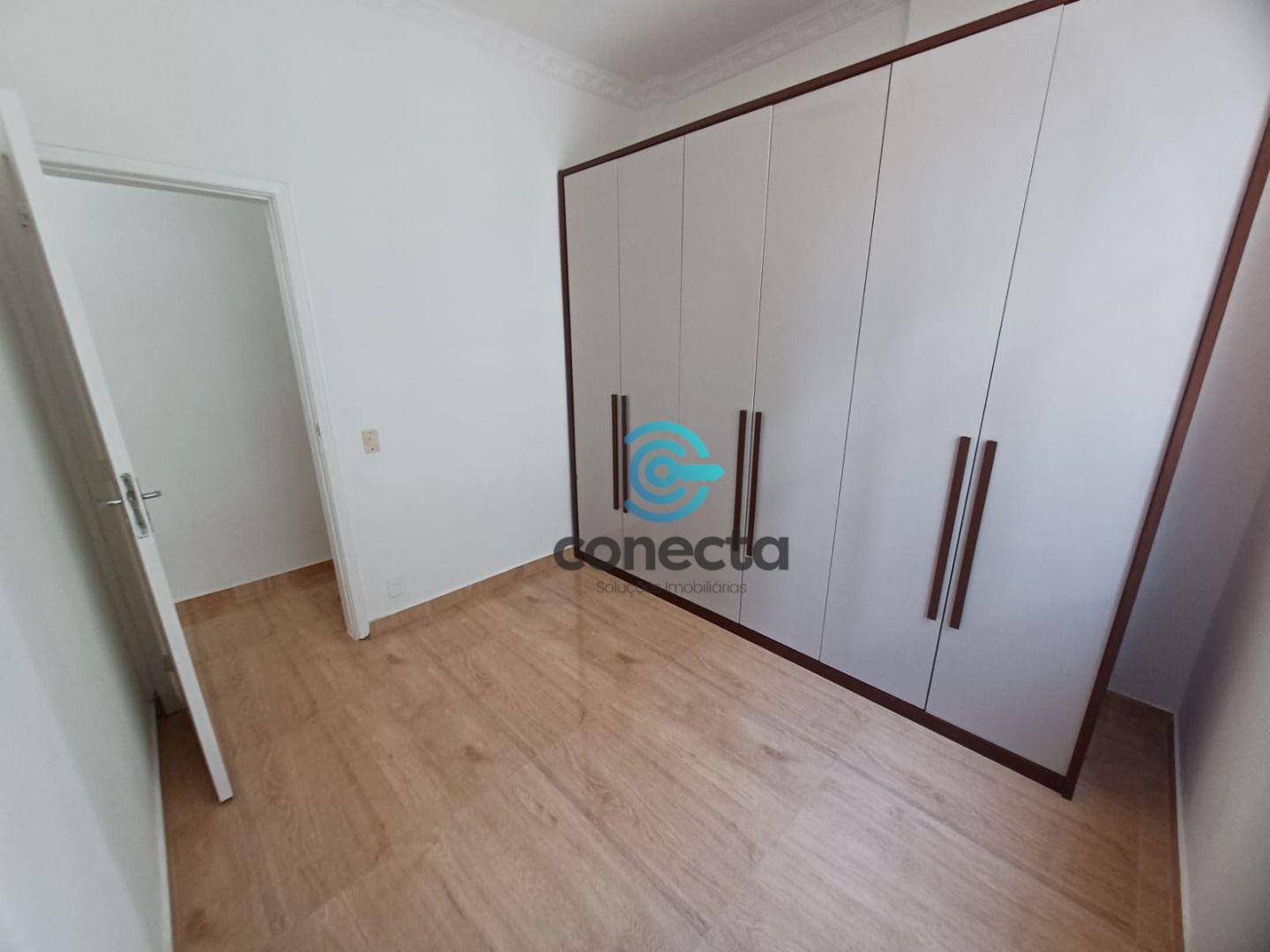 Apartamento para alugar com 3 quartos, 130m² - Foto 5