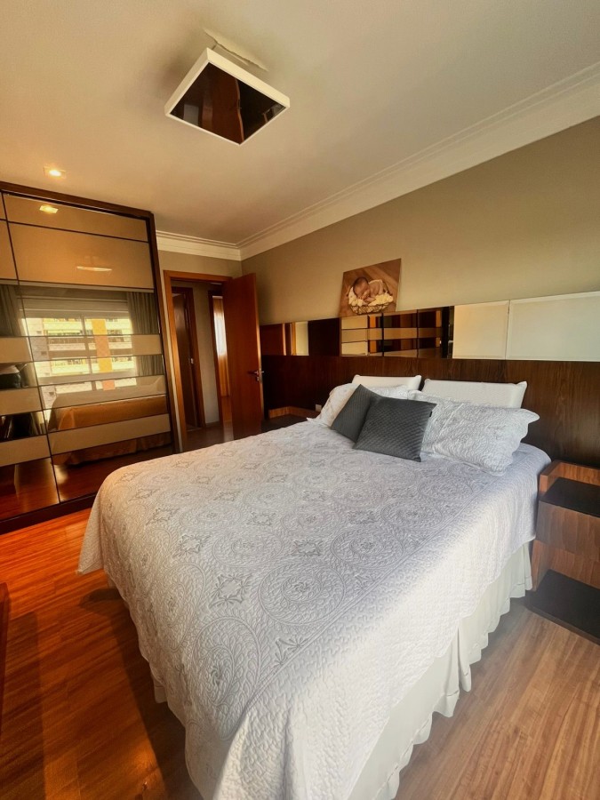 Apartamento à venda com 3 quartos, 126m² - Foto 14