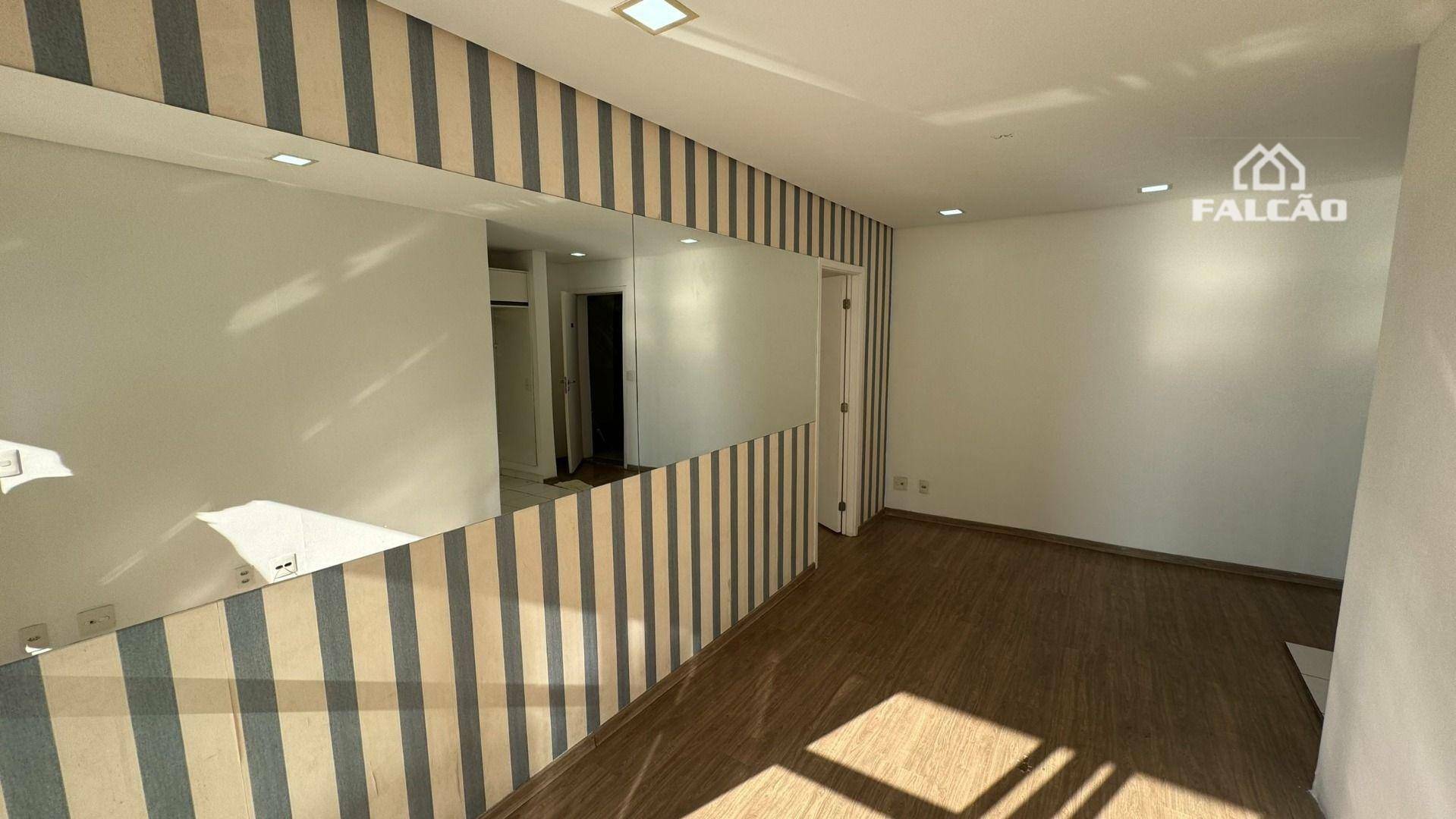 Apartamento à venda com 1 quarto, 50m² - Foto 4