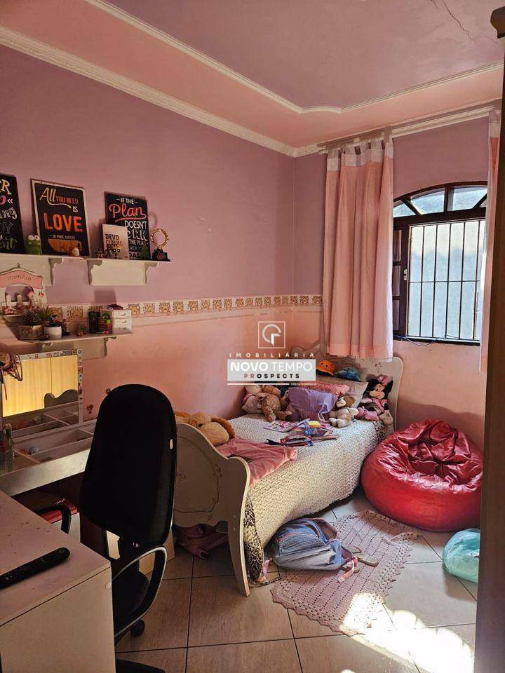 Casa à venda com 3 quartos, 200m² - Foto 9