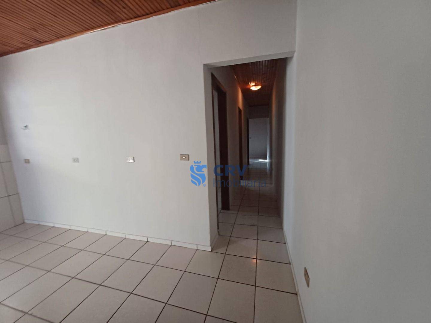 Casa para alugar com 2 quartos, 120m² - Foto 6