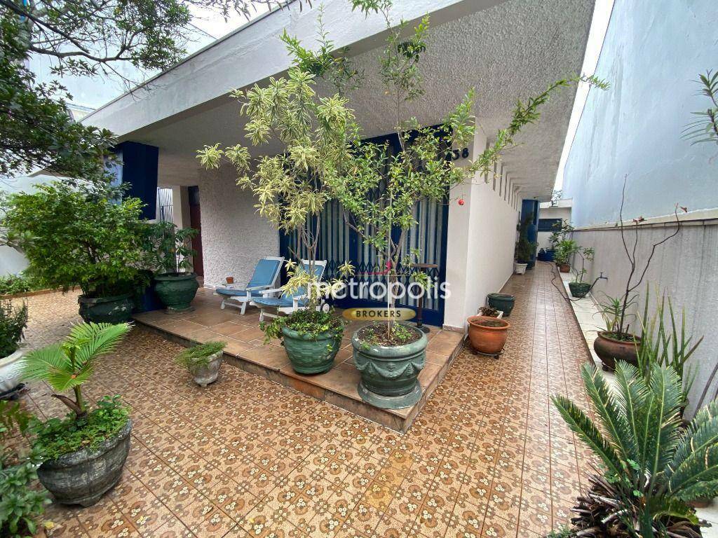 Casa à venda e aluguel com 3 quartos, 282m² - Foto 4