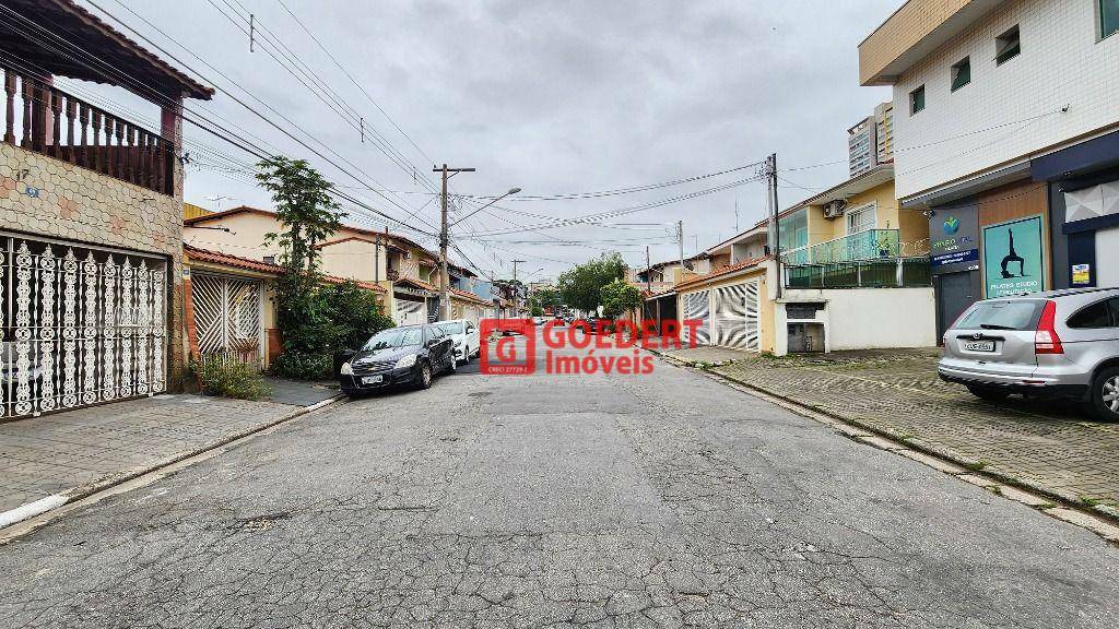 Sobrado à venda com 3 quartos, 220m² - Foto 39