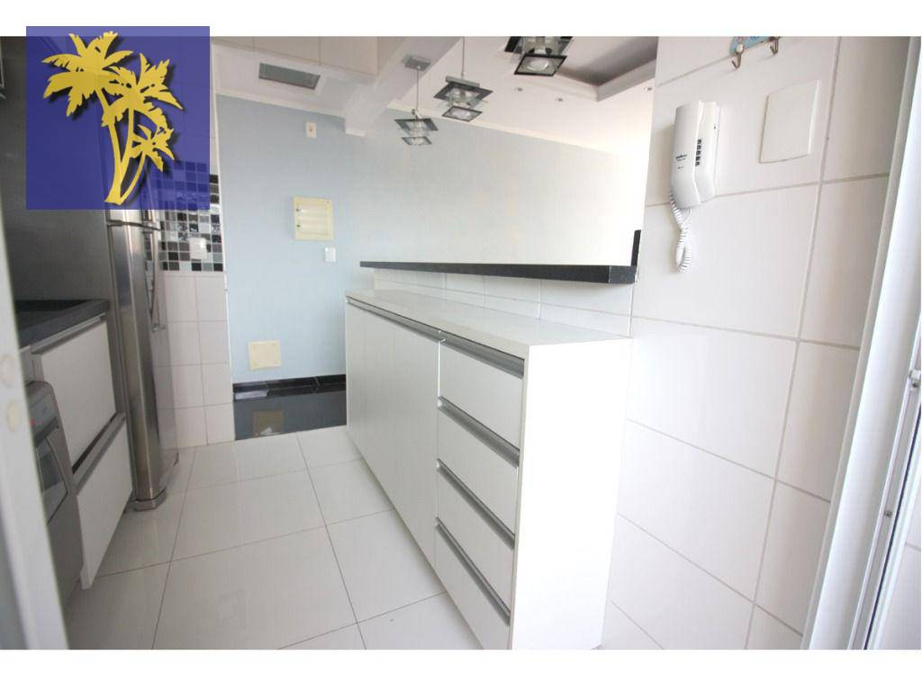 Apartamento à venda com 3 quartos, 76m² - Foto 8