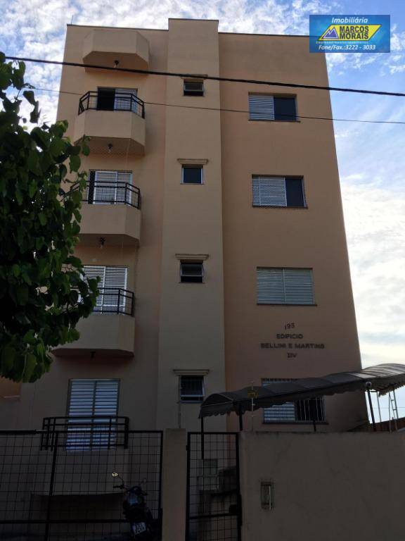 Apartamento à venda com 2 quartos, 85m² - Foto 19