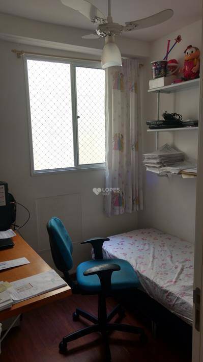 Apartamento à venda com 2 quartos, 75m² - Foto 7