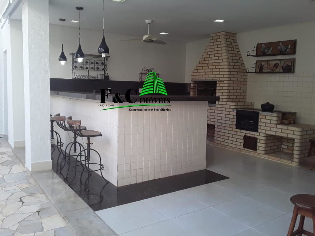 Casa de Condomínio para alugar com 3 quartos, 450m² - Foto 6