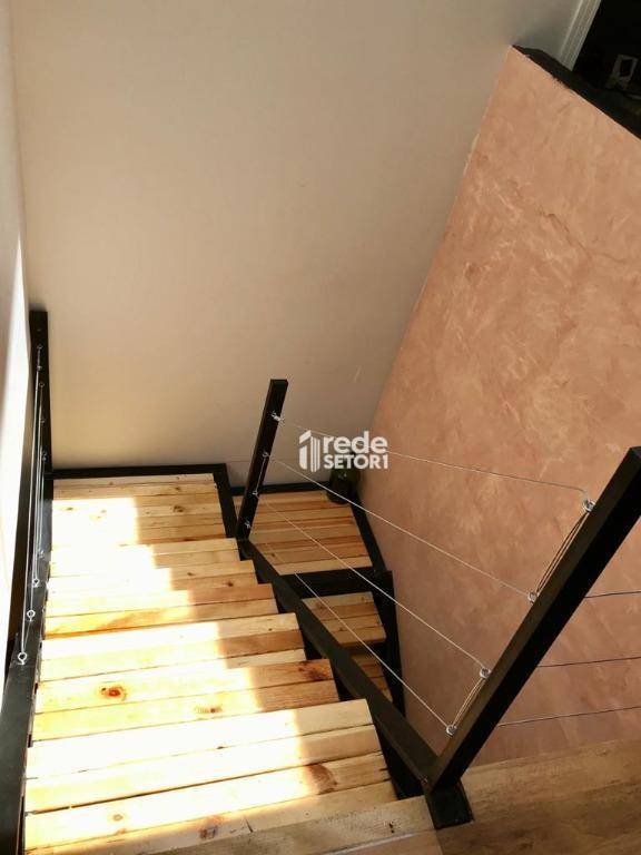 Casa à venda com 3 quartos, 180m² - Foto 8