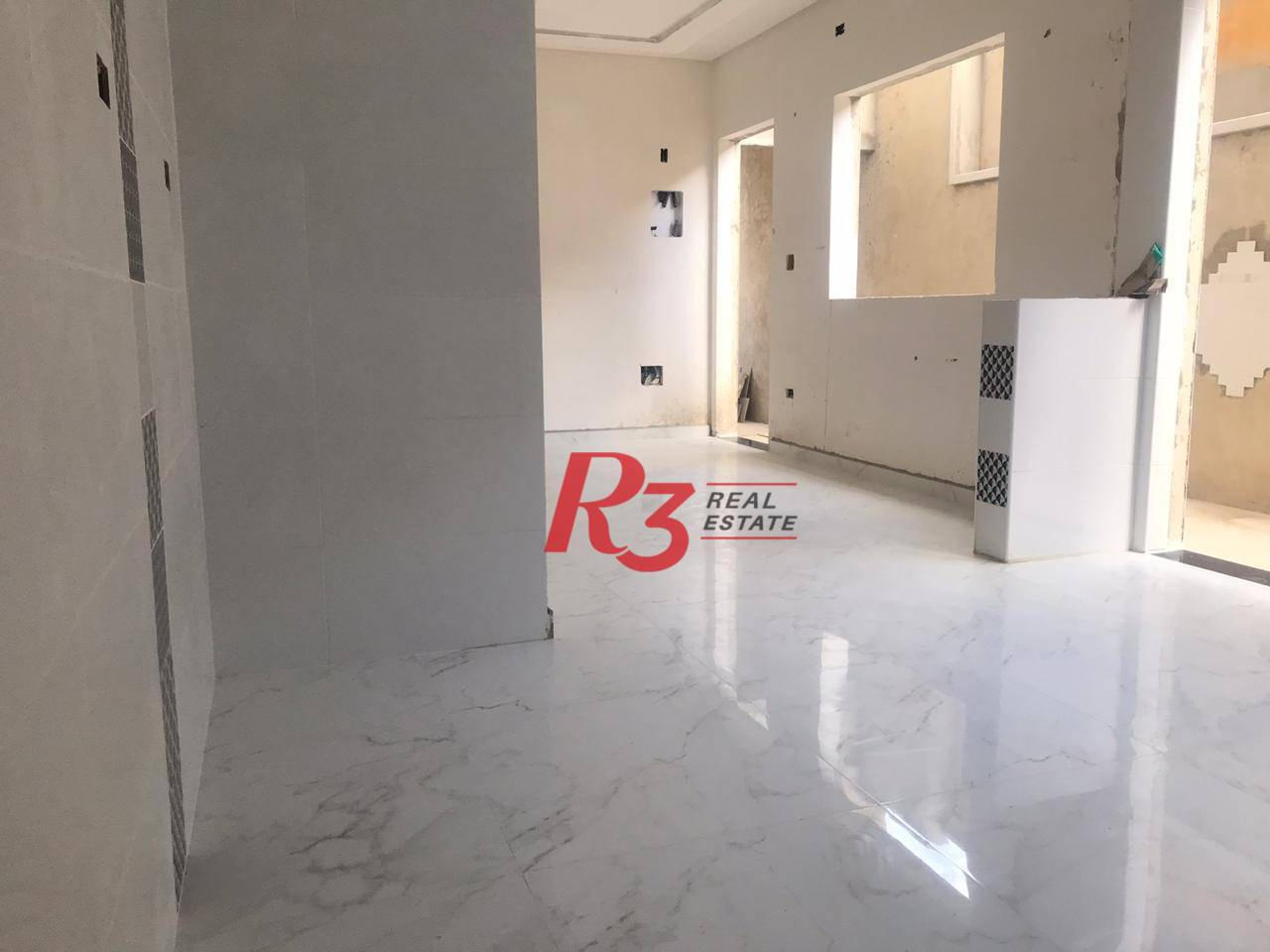 Sobrado à venda com 2 quartos, 59m² - Foto 1