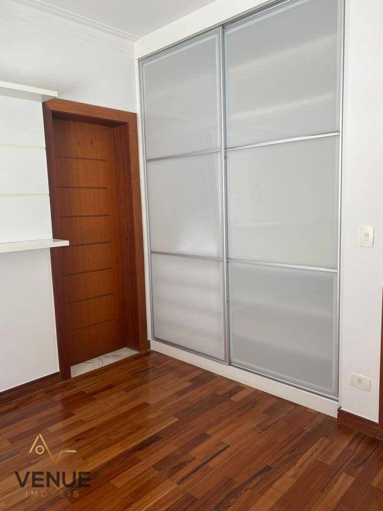 Casa de Condomínio à venda com 4 quartos, 290m² - Foto 8