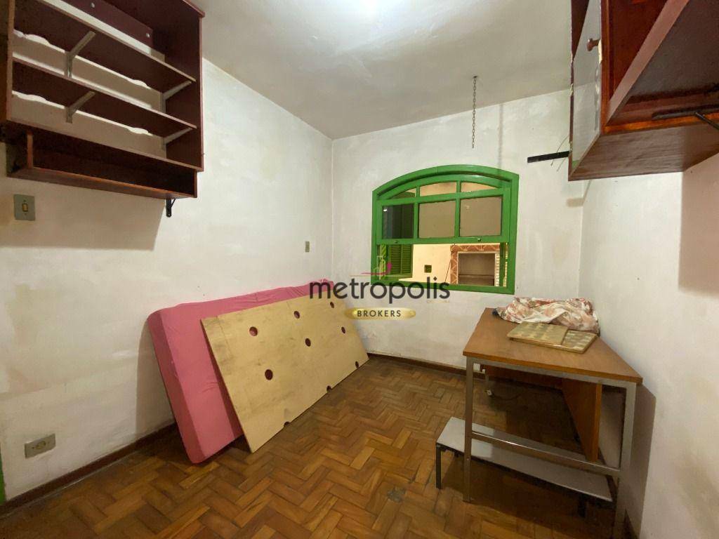 Casa à venda com 2 quartos, 250m² - Foto 9