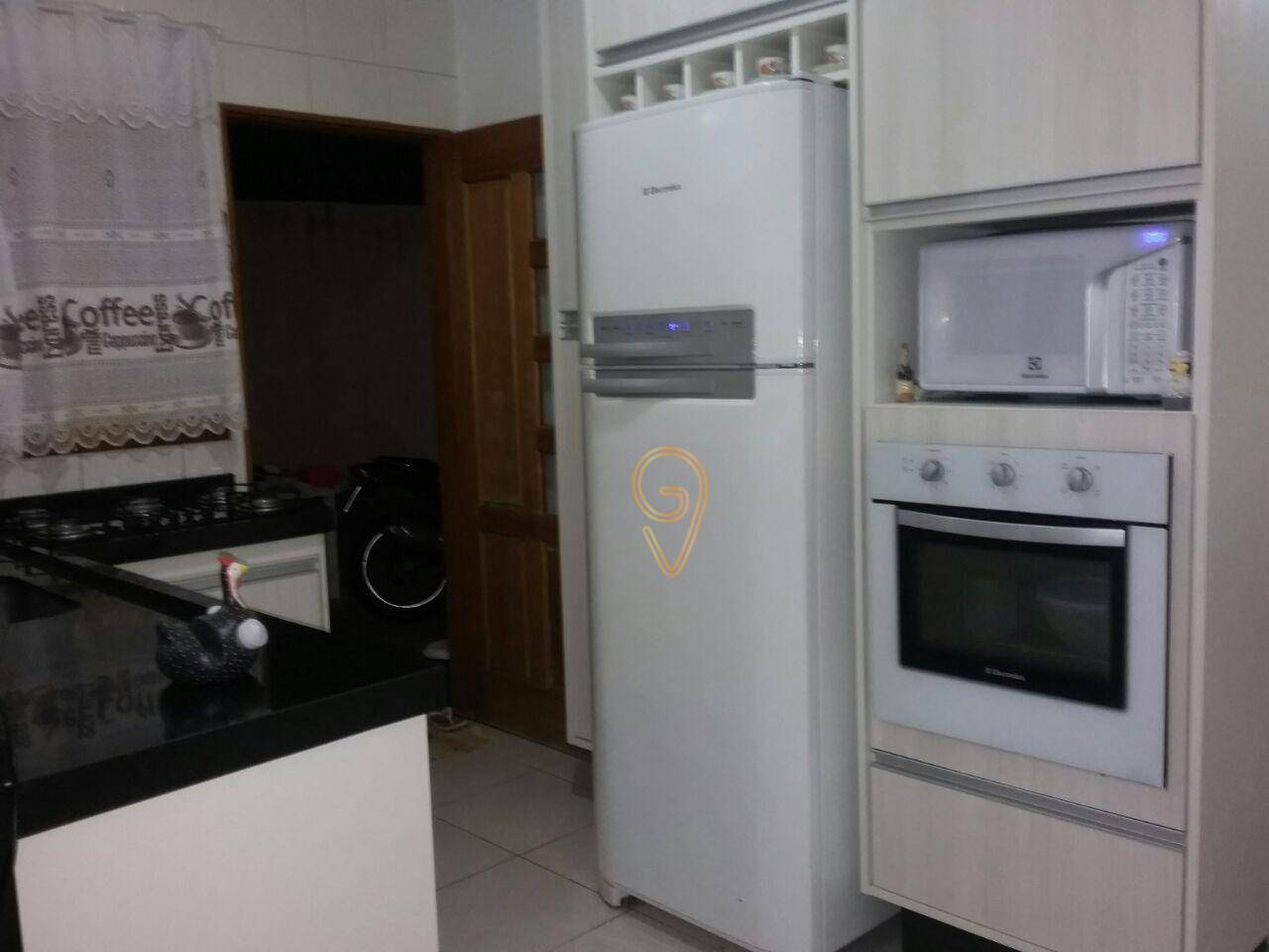 Casa à venda com 2 quartos, 61m² - Foto 8