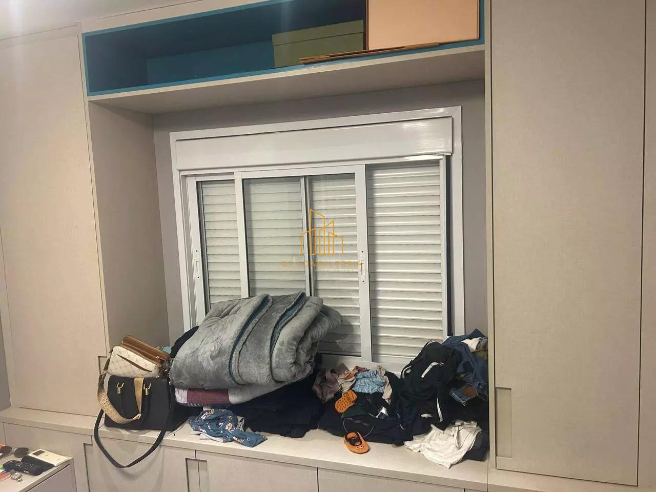 Apartamento à venda com 2 quartos, 66m² - Foto 17