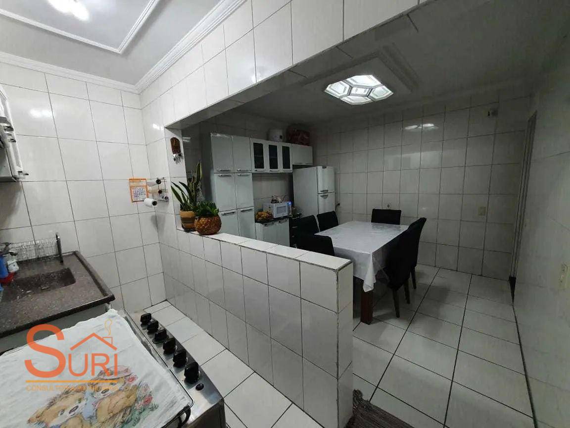 Casa à venda com 5 quartos, 160m² - Foto 13