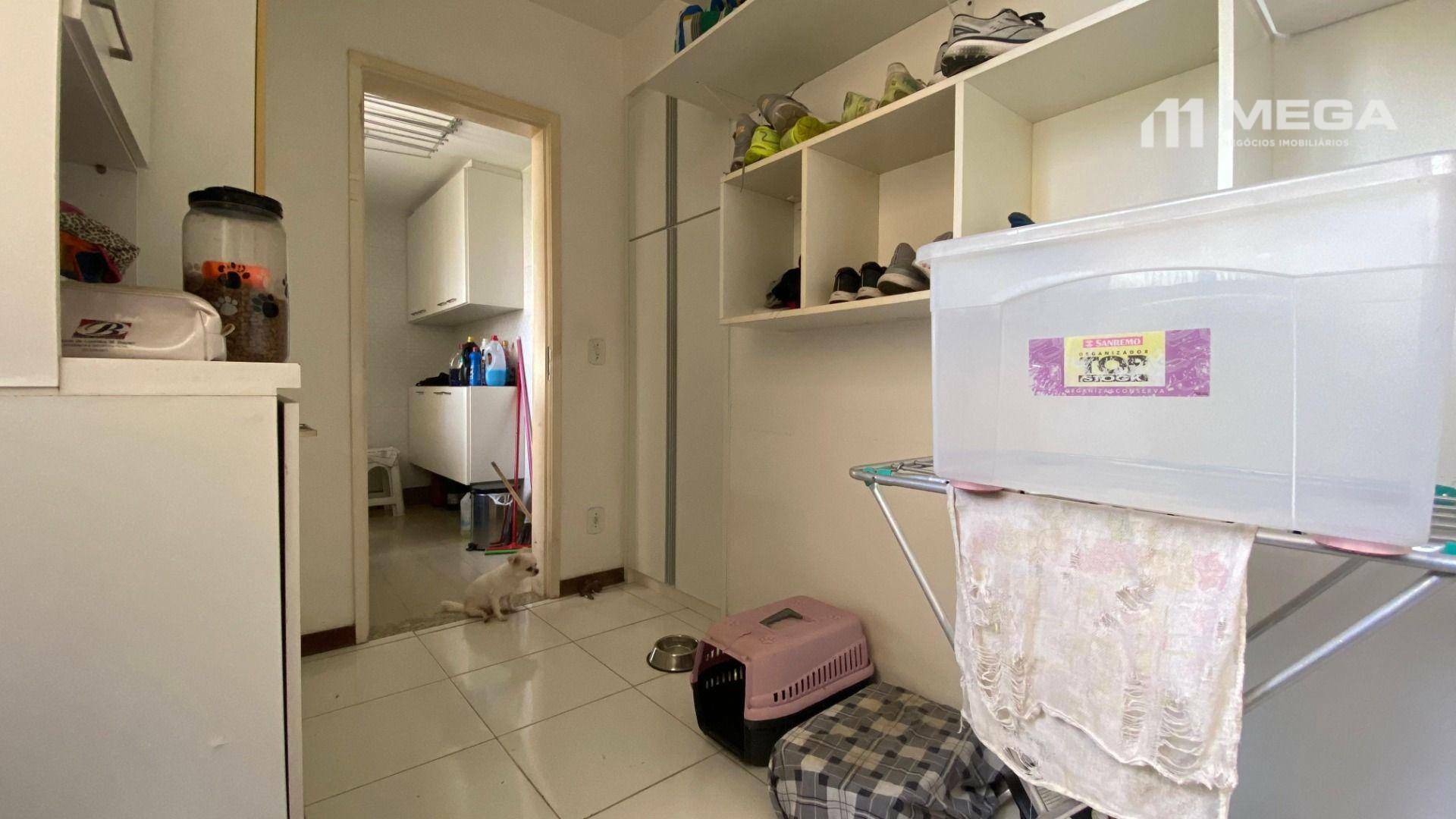 Apartamento à venda com 3 quartos, 140m² - Foto 29