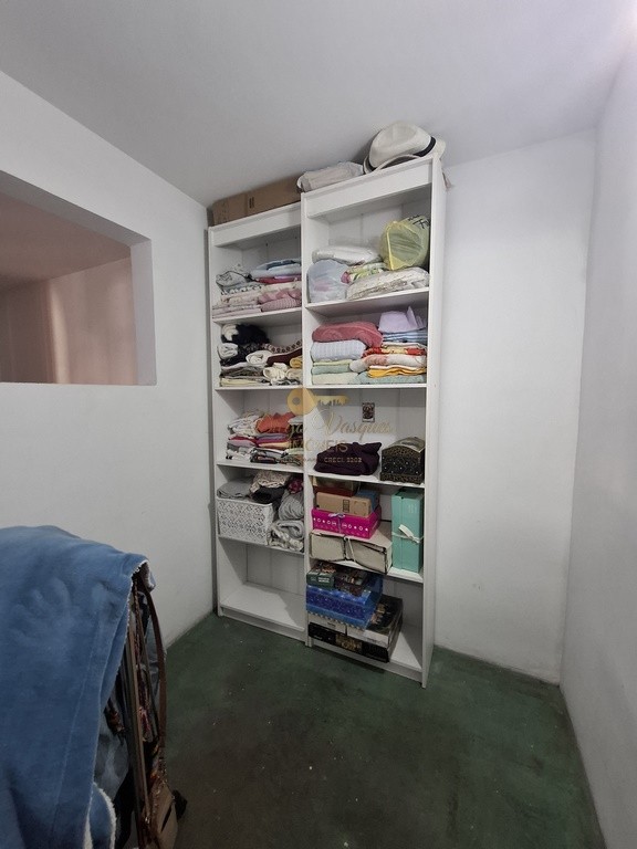 Casa para alugar com 5 quartos, 296m² - Foto 13