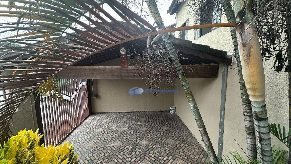 Casa à venda com 3 quartos, 125m² - Foto 4