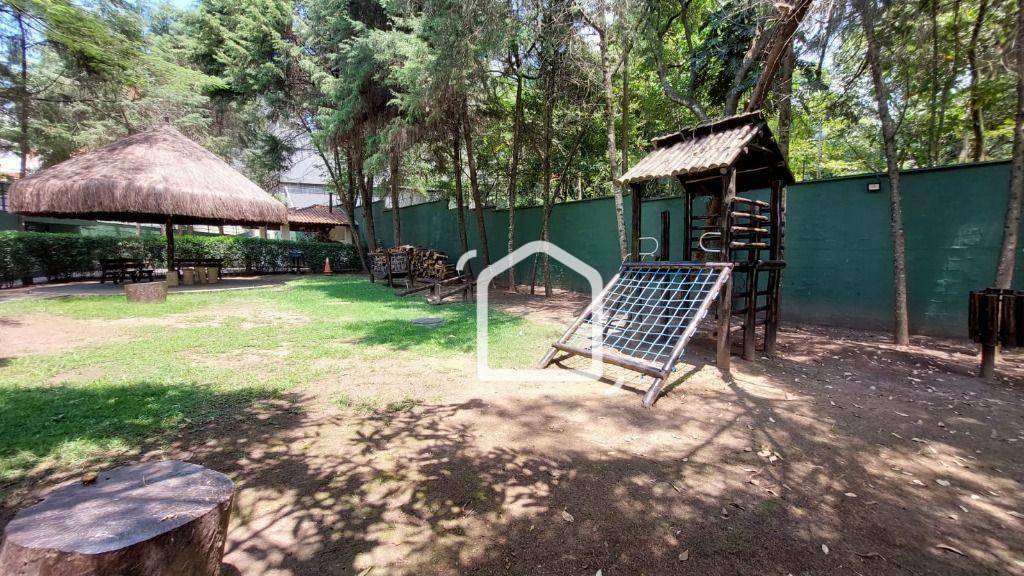 Casa de Condomínio para alugar com 3 quartos, 220m² - Foto 50