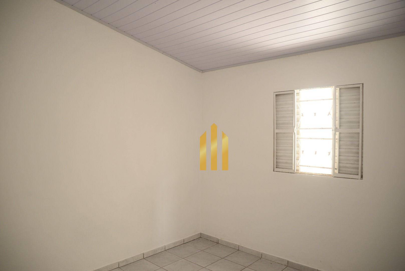 Casa para alugar com 1 quarto, 55m² - Foto 3