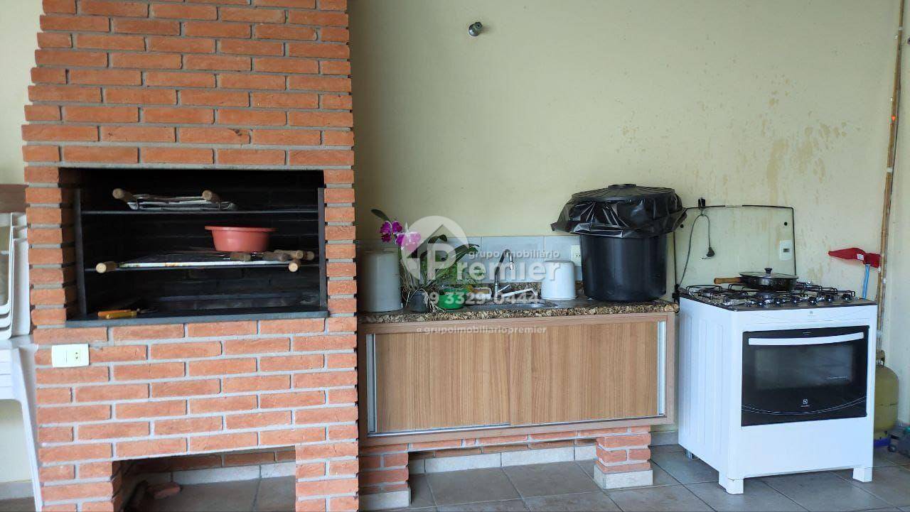 Casa à venda com 3 quartos, 214m² - Foto 28