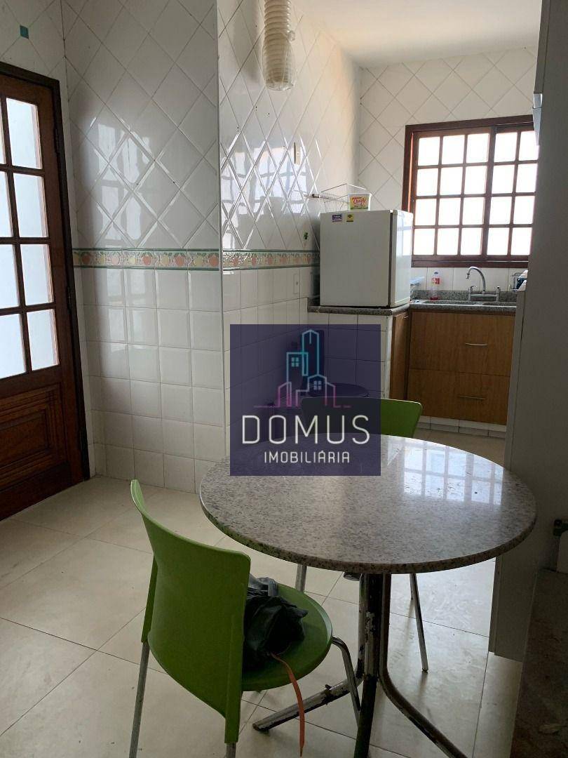 Casa, 3 quartos, 143 m² - Foto 2