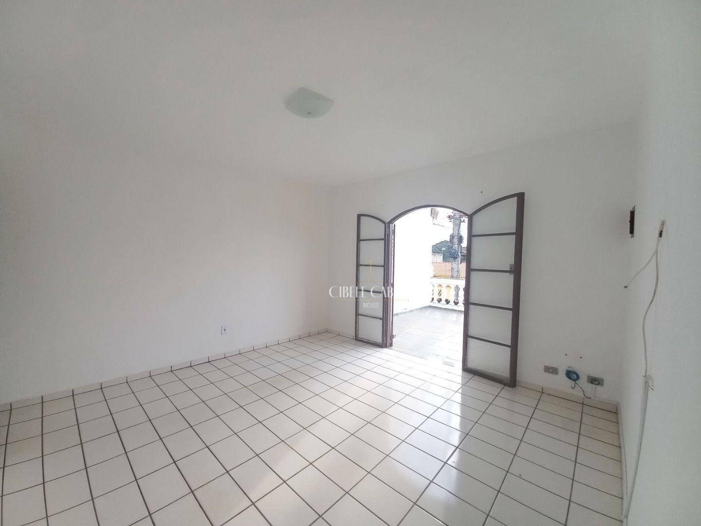 Casa à venda com 2 quartos, 100m² - Foto 4