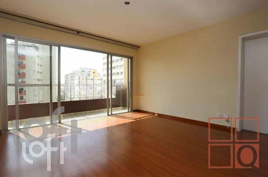 Apartamento à venda com 3 quartos, 122m² - Foto 9