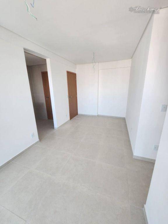 Apartamento à venda com 3 quartos, 67m² - Foto 16