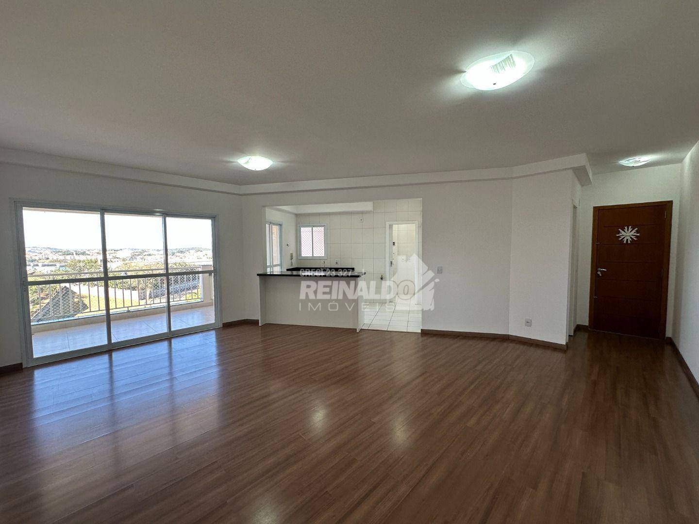 Apartamento para alugar com 3 quartos, 120m² - Foto 4