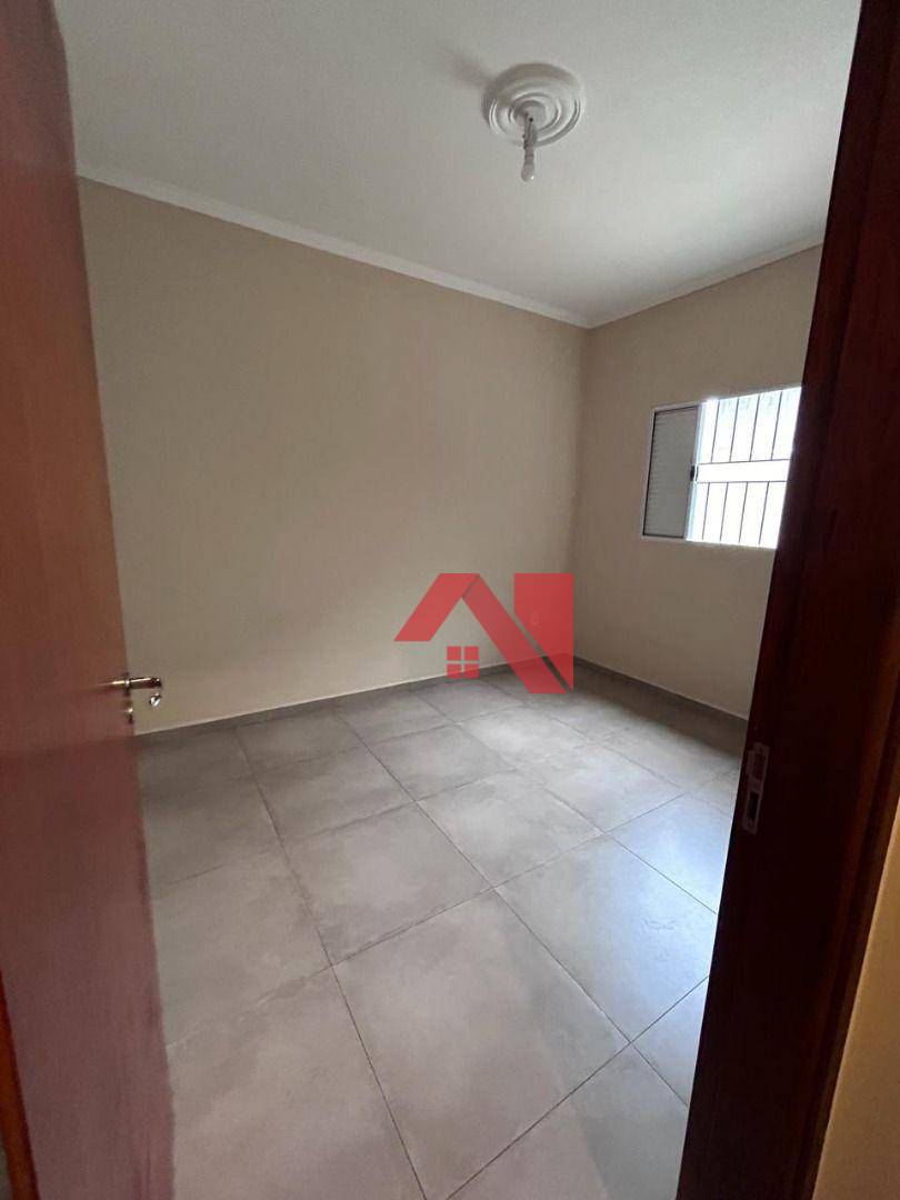 Casa à venda com 2 quartos, 90m² - Foto 6