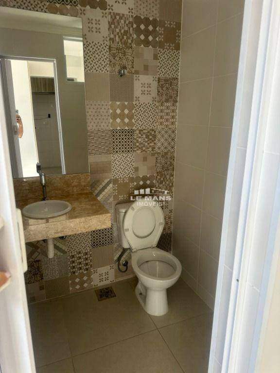 Apartamento à venda com 2 quartos, 77m² - Foto 4