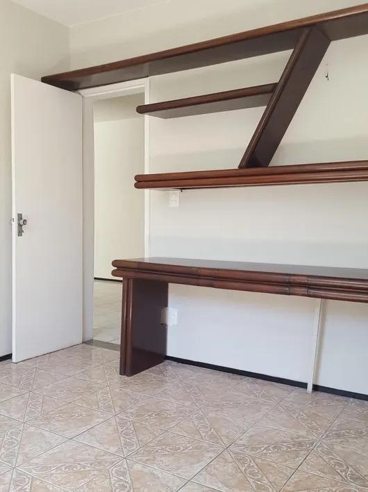 Casa para alugar com 3 quartos, 288m² - Foto 10