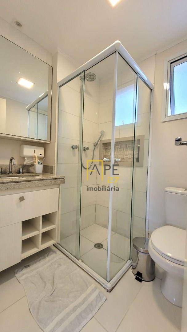 Apartamento à venda com 2 quartos, 67m² - Foto 14