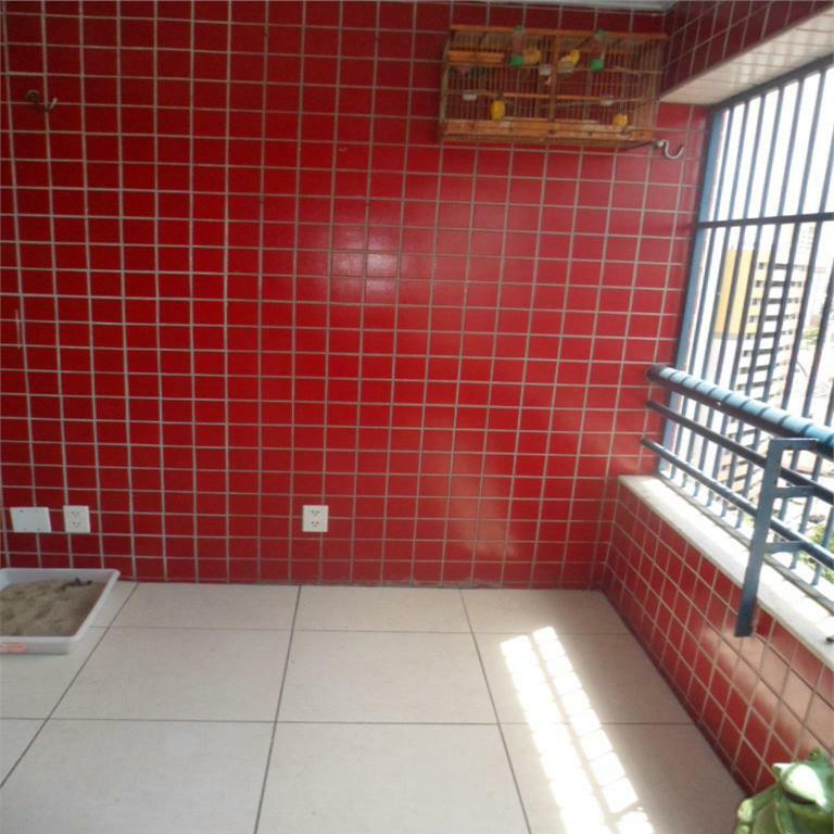 Apartamento à venda com 3 quartos, 120m² - Foto 4