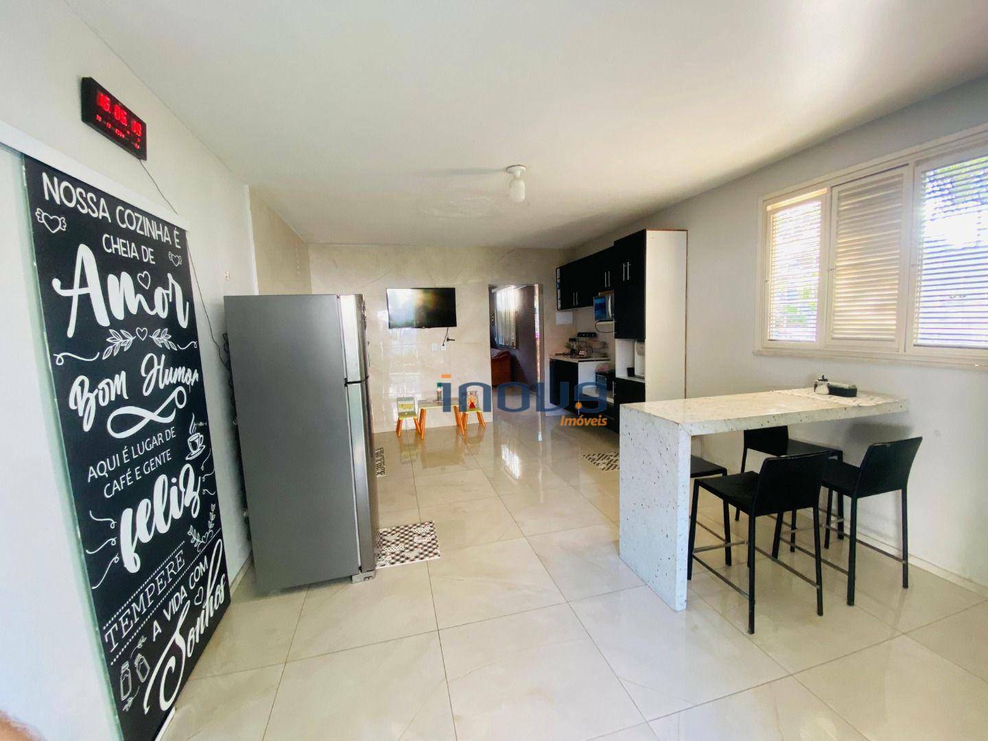 Casa à venda com 3 quartos, 182m² - Foto 5