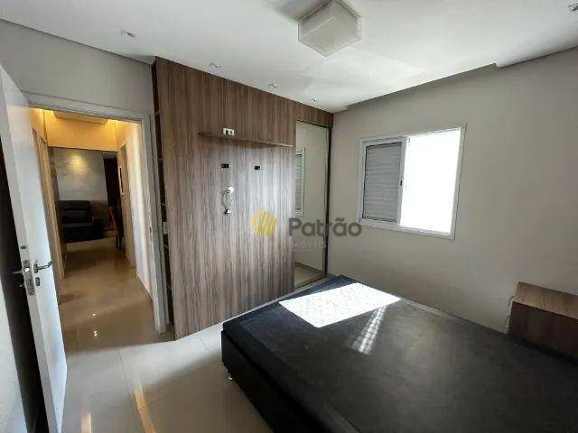 Apartamento para alugar com 3 quartos, 72m² - Foto 5